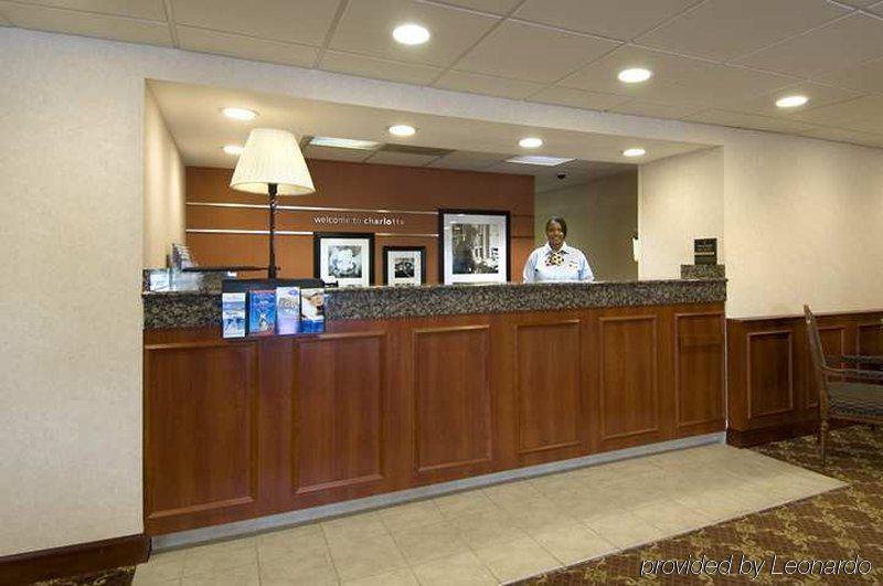 Hampton Inn Charlotte University Place Dalaman gambar