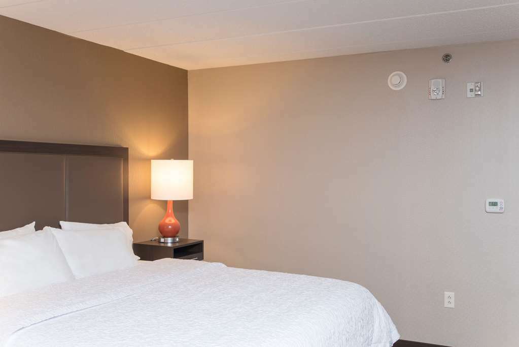 Hampton Inn Charlotte University Place Bilik gambar