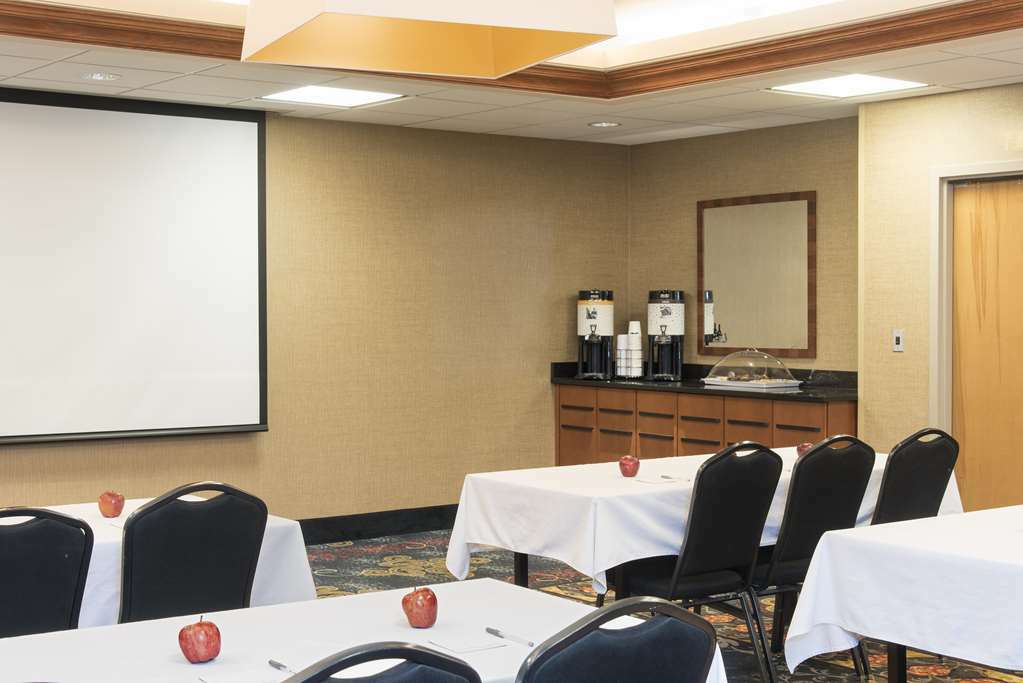 Hampton Inn Charlotte University Place Kemudahan gambar
